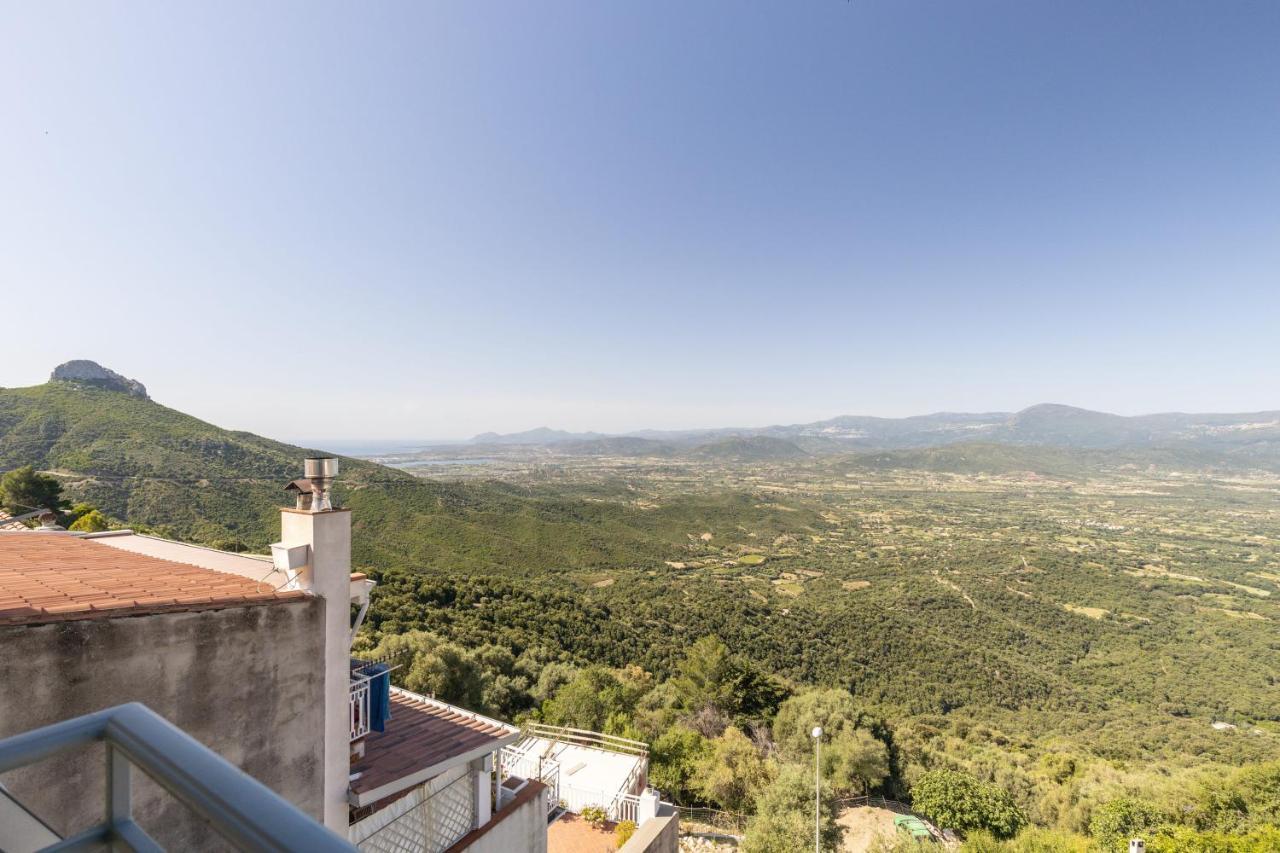 Apartmán Mansarda Moro Baunei Exteriér fotografie